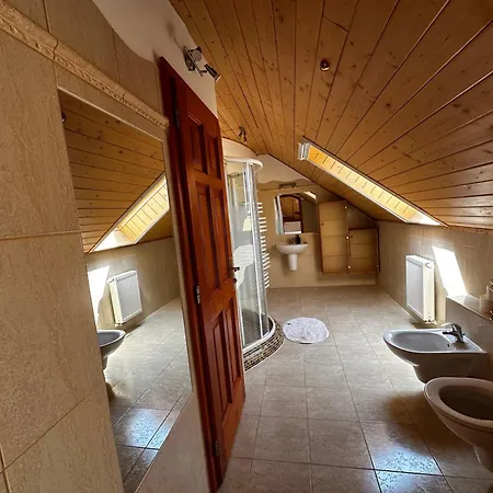 Paloznaki Nyaralo Дом отдыха