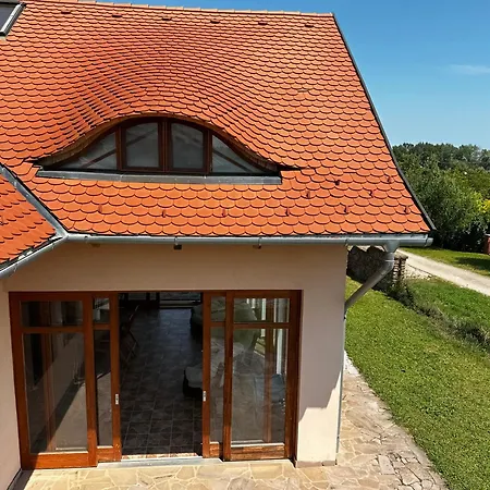 Дом отдыха Paloznaki Nyaralo Палознак